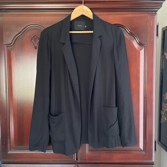 Aritzia Talula Kent Blazer jacket open front lightweight jacket size 4 - Picture 3 of 7